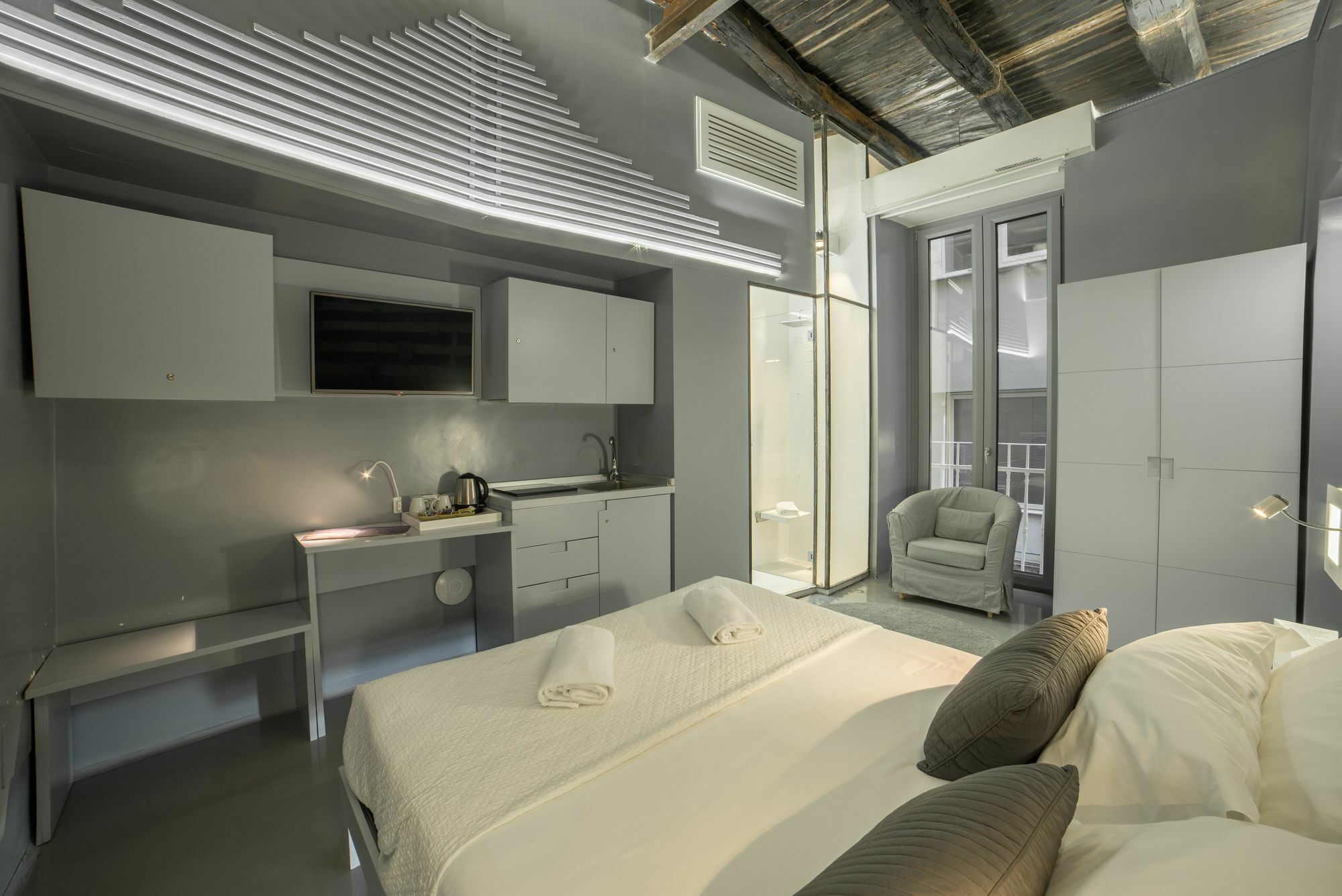 Chiaia 197 Deluxe Residence Наполи Екстериор снимка